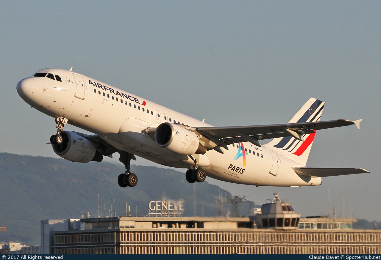 Photo of F-GKXI - Airbus A320-214 operated by Air France