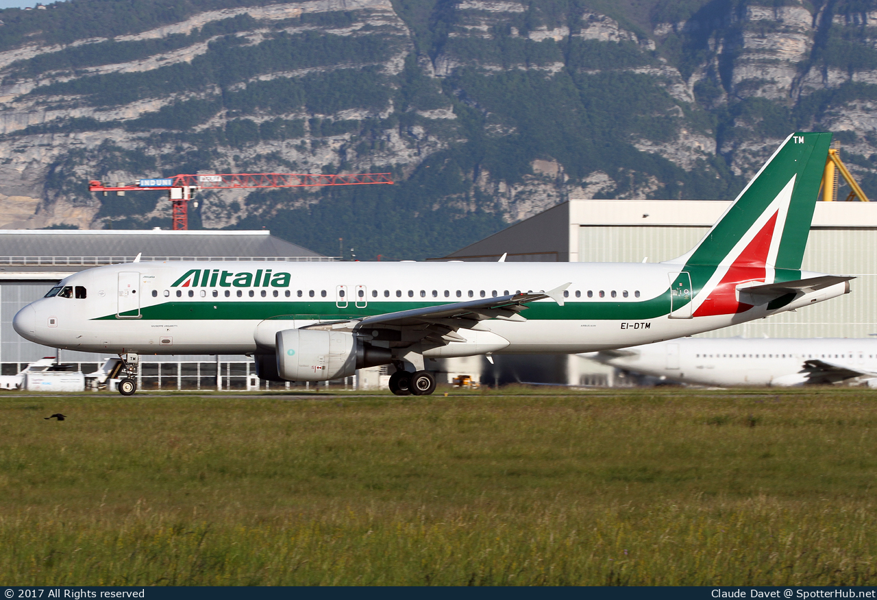 Photo of EI-DTM - Airbus A320-216 operated by Alitalia
