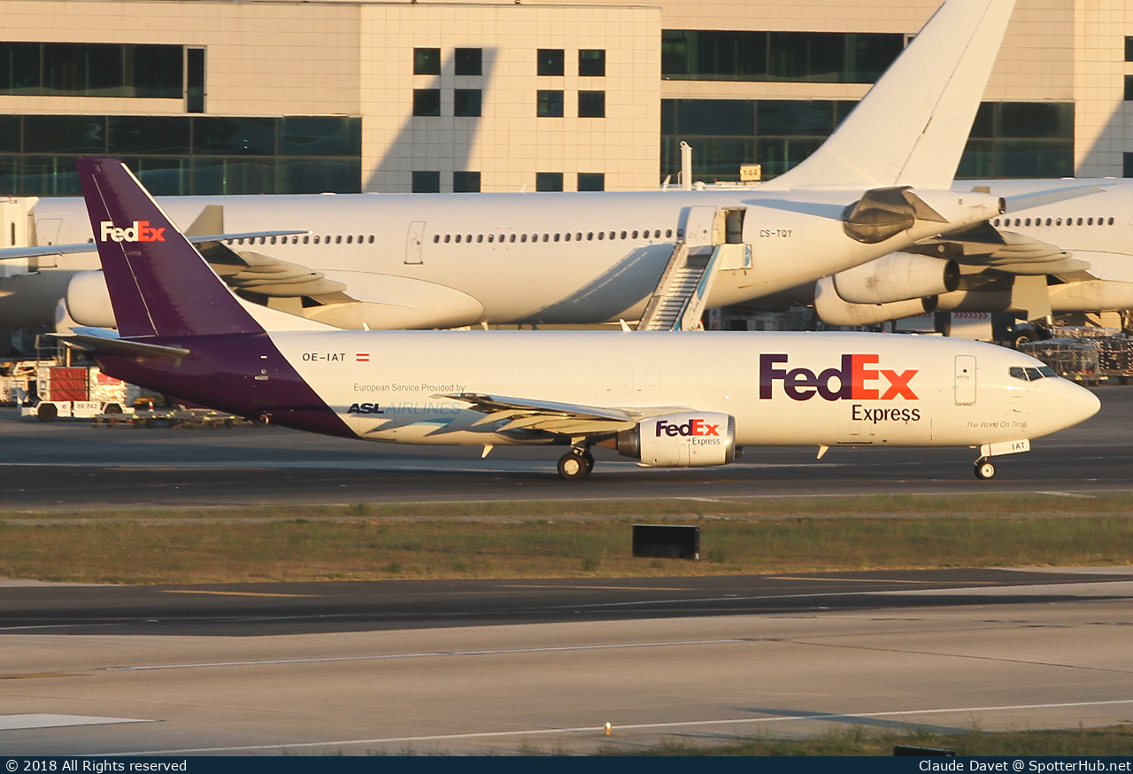 Photo of OE-IAT - Boeing 737-4M0(BDSF) operated by FedEx (opb ASL Airlines Belgium)