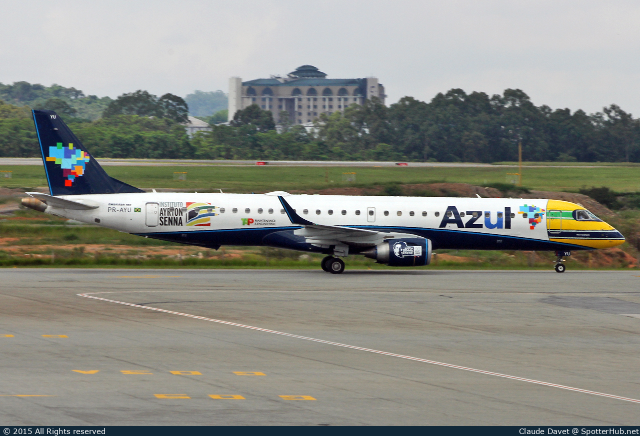 Photo of PR-AYU - Embraer ERJ-195LR operated by Azul