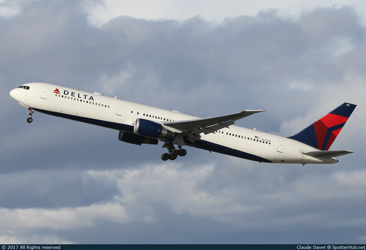 Photo of N836MH - Boeing 767-432(ER) operated by Delta Air Lines