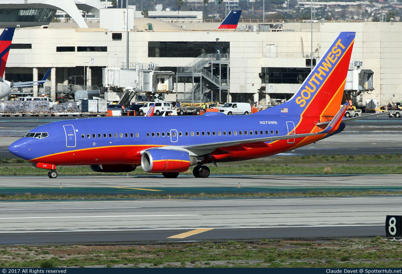 Photo of N279WN - Boeing 737-7H4 operated by Southwest Airlines