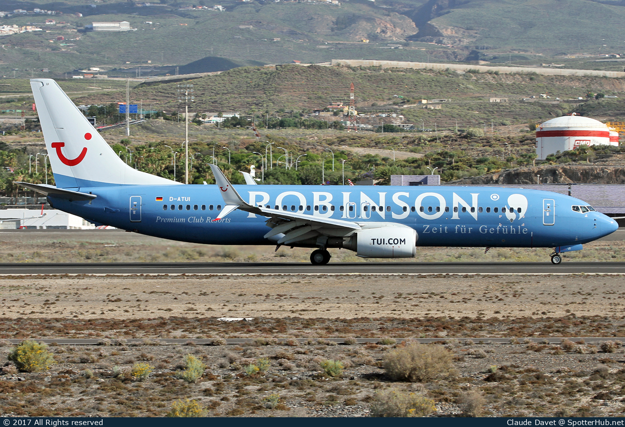 Photo of D-ATUI - Boeing 737-8K5 operated by TUIfly