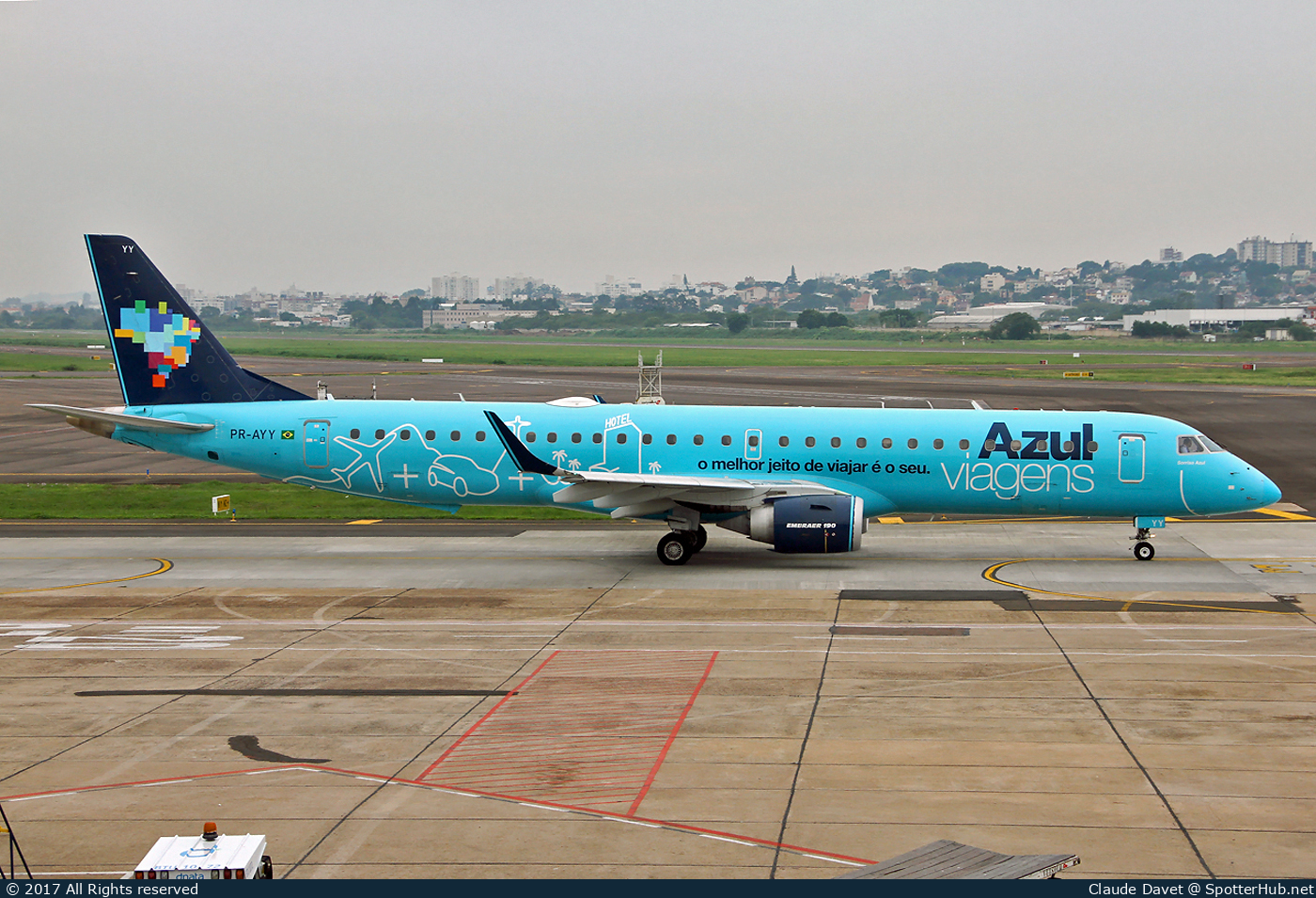 Photo of PR-AYY - Embraer ERJ-195LR operated by Azul