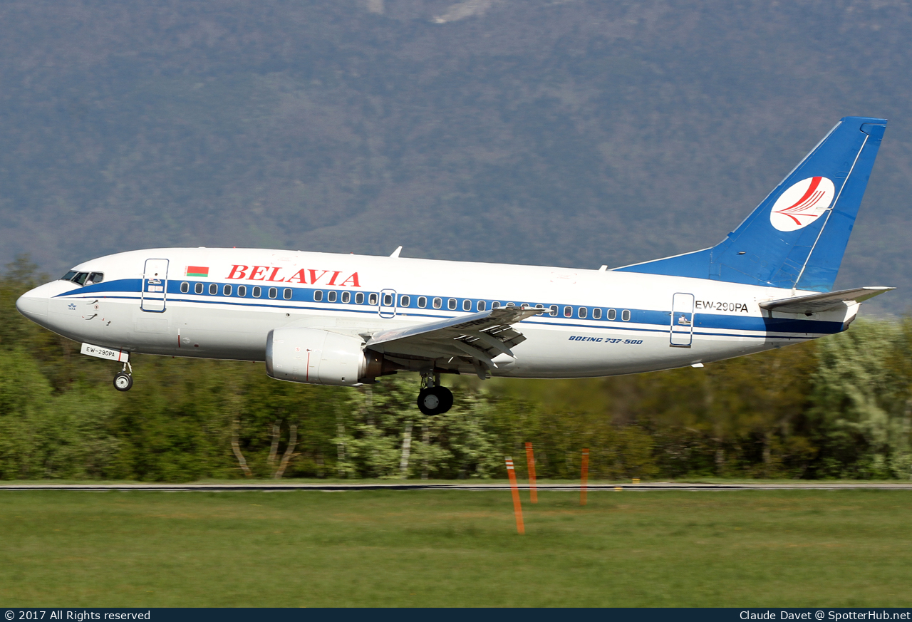Photo of EW-290PA - Boeing 737-5Q8 operated by Belavia