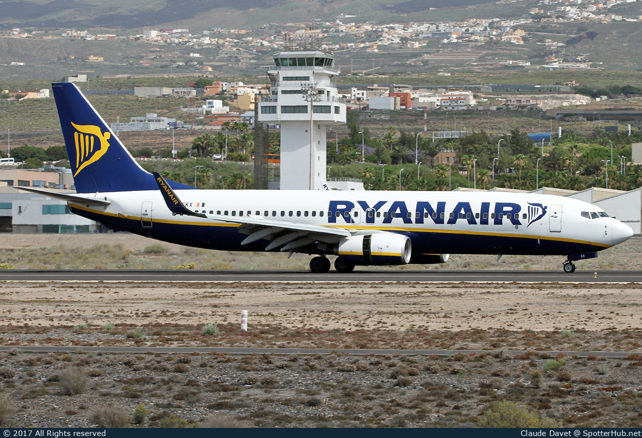 Photo of EI-EKX - Boeing 737-8AS operated by Ryanair