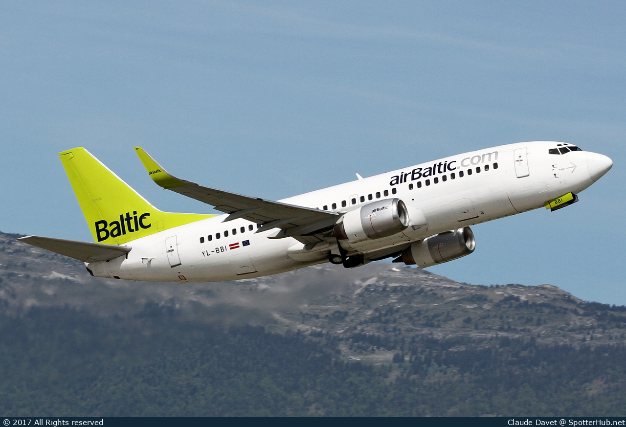 Photo of YL-BBI - Boeing 737-33A operated by airBaltic