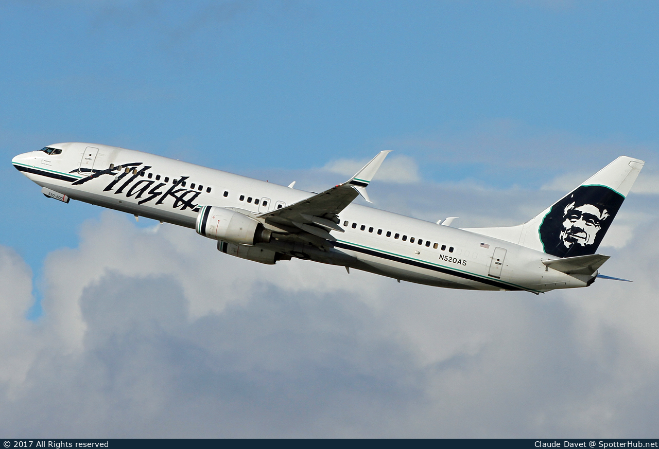 Photo of N520AS - Boeing 737-890 operated by Alaska Airlines