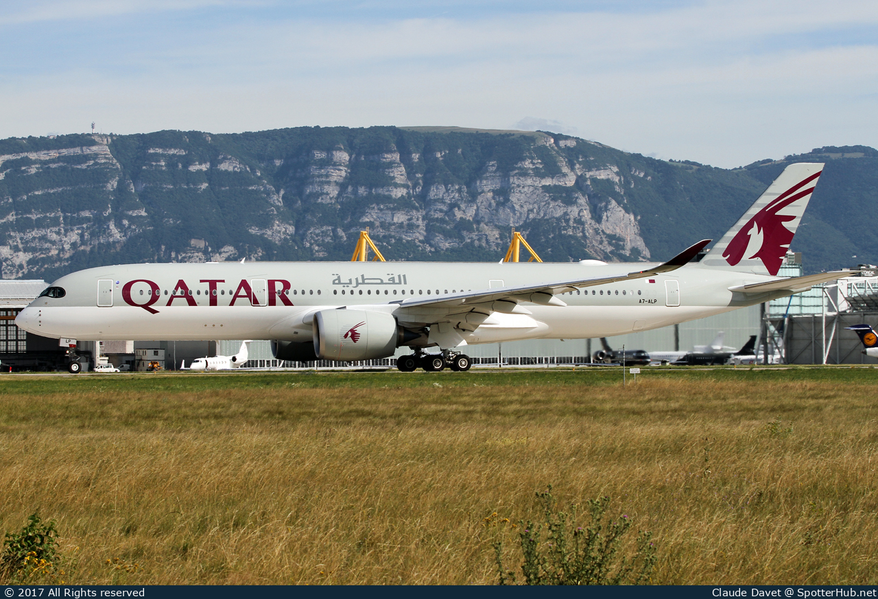 Photo of A7-ALP - Airbus A350-941 operated by Qatar Airways