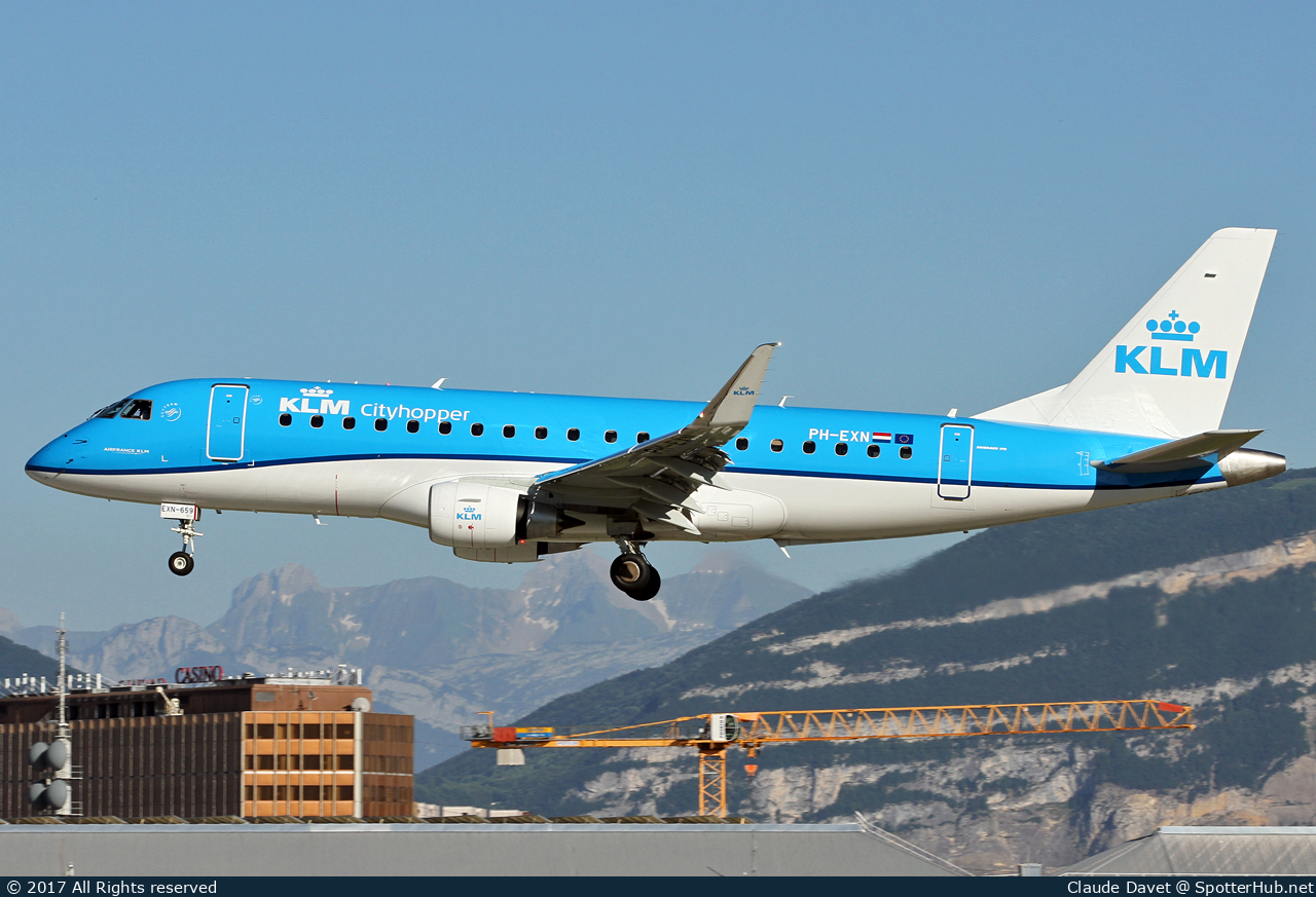 Photo of PH-EXN - Embraer ERJ-175STD operated by KLM Cityhopper