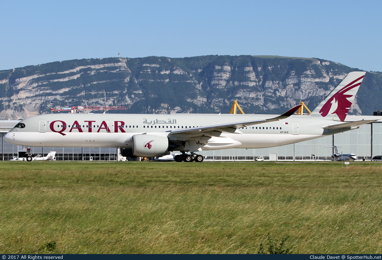 Photo of A7-ALE - Airbus A350-941 operated by Qatar Airways