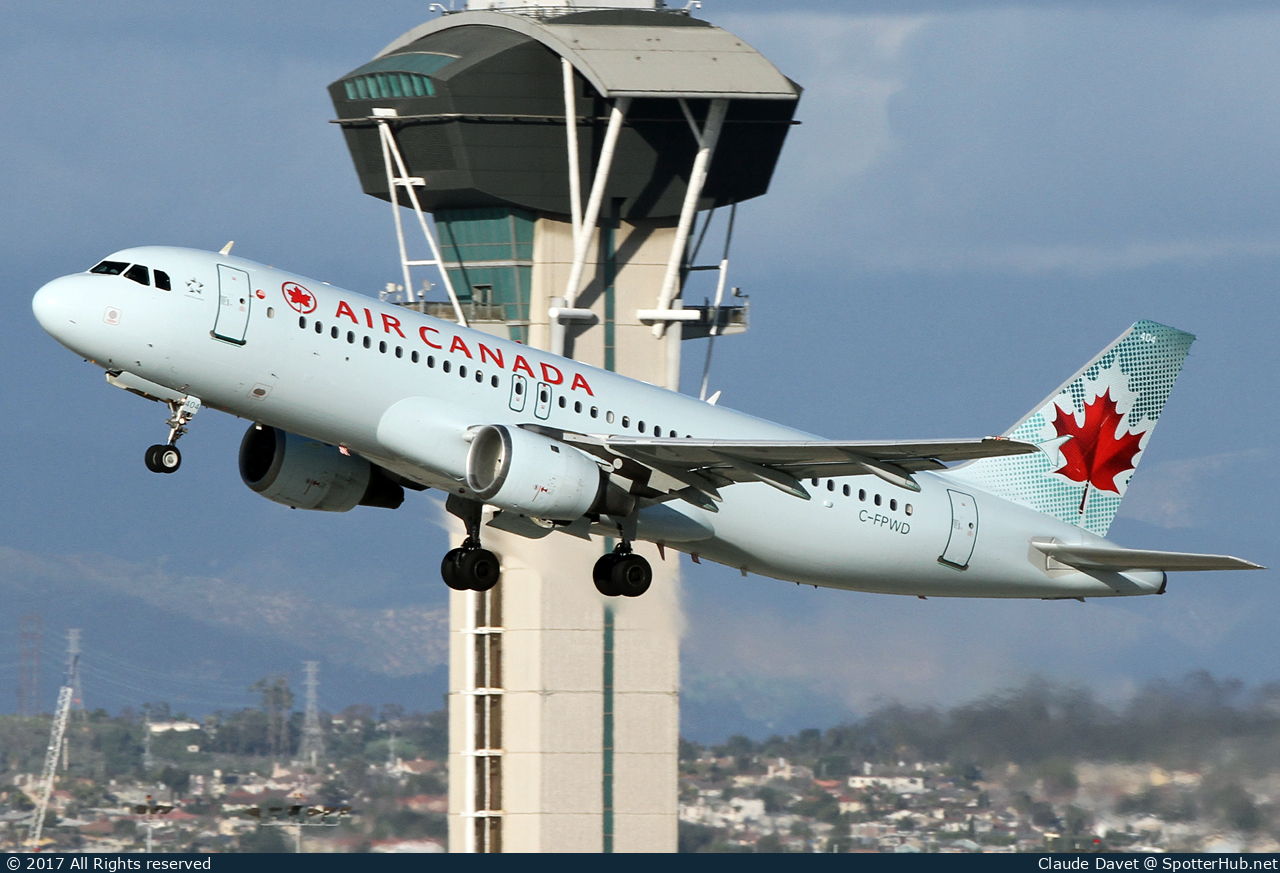 Photo of C-FPWD - Airbus A320-211 operated by Air Canada