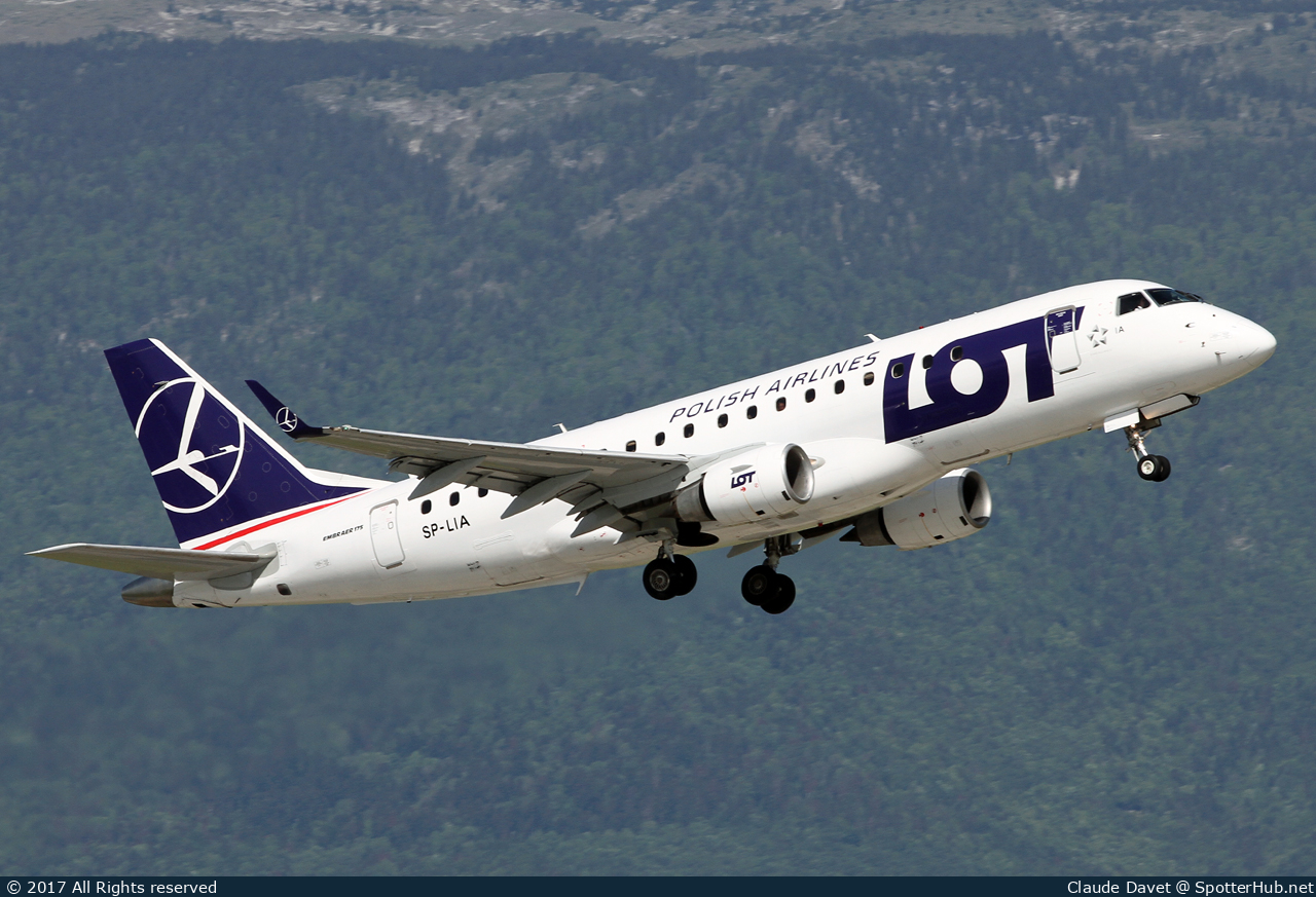 Photo of SP-LIA - Embraer ERJ-175STD operated by LOT Polish Airlines