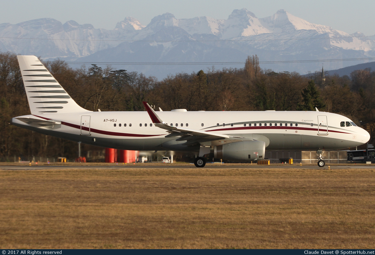 Photo of A7-HSJ - Airbus A320-232(CJ) Prestige operated by Qatar Amiri Flight