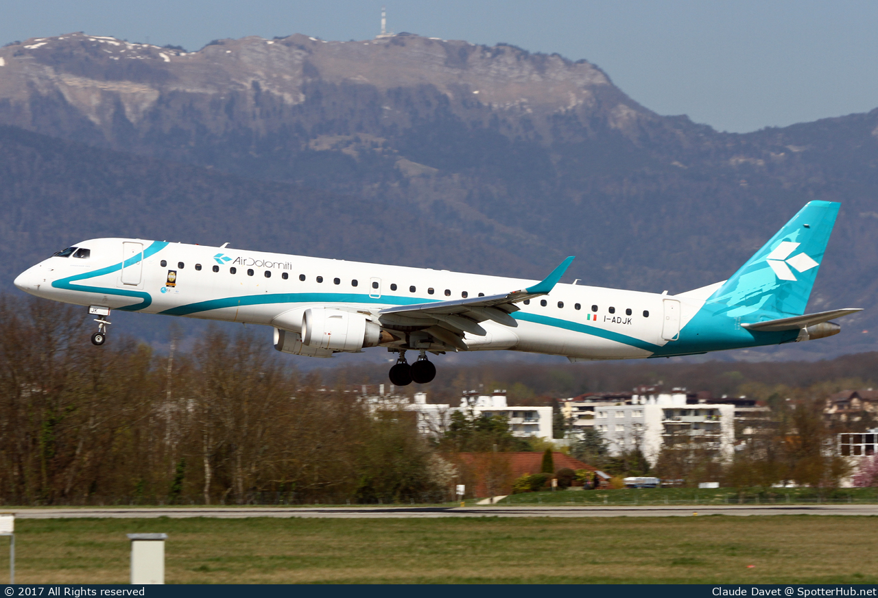 Photo of I-ADJK - Embraer ERJ-195LR operated by Air Dolomiti