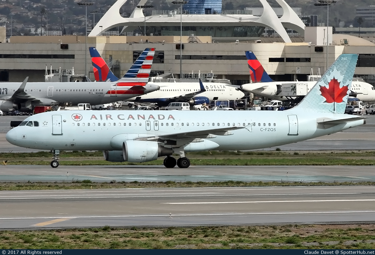 Photo of C-FZQS - Airbus A320-214 operated by Air Canada