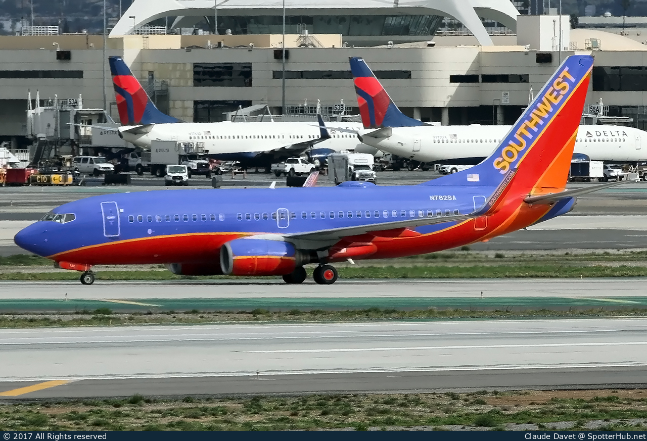 Photo of N782SA - Boeing 737-7H4 operated by Southwest Airlines