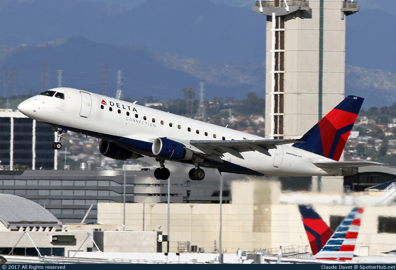 Photo of N617CZ - Embraer ERJ-175LR operated by Delta Connection (opb Compass Airlines)