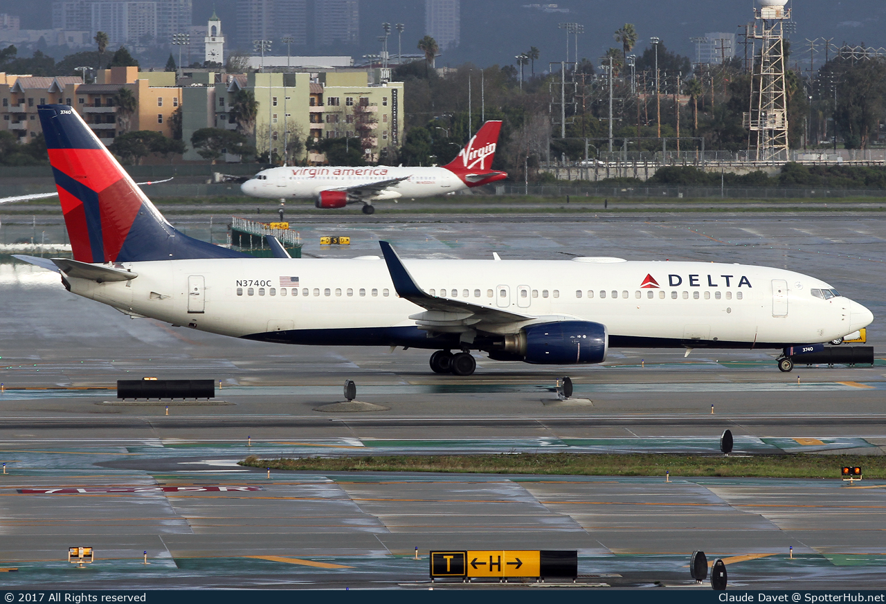 Photo of N3740C - Boeing 737-832 operated by Delta Air Lines