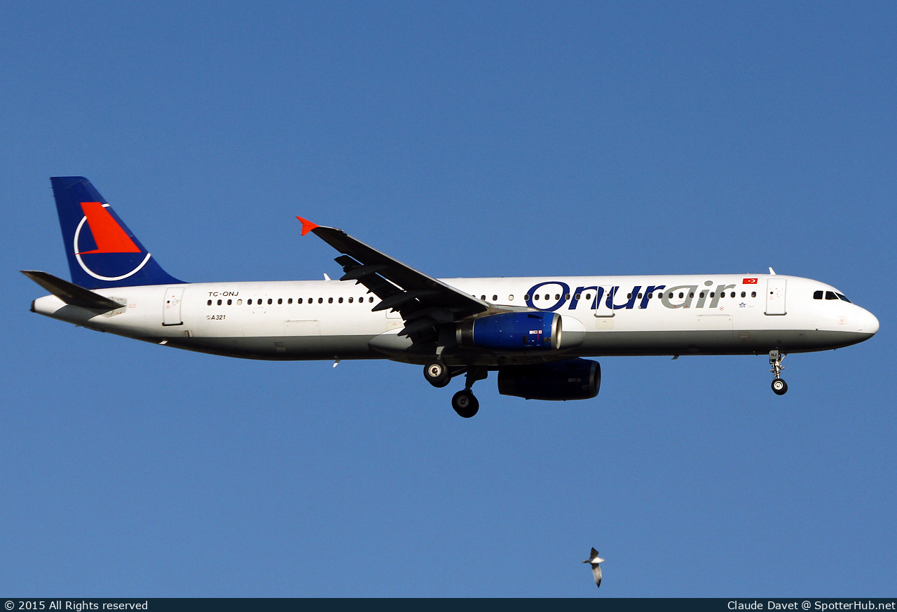 Photo of TC-ONJ - Airbus A321-131 operated by Onur Air