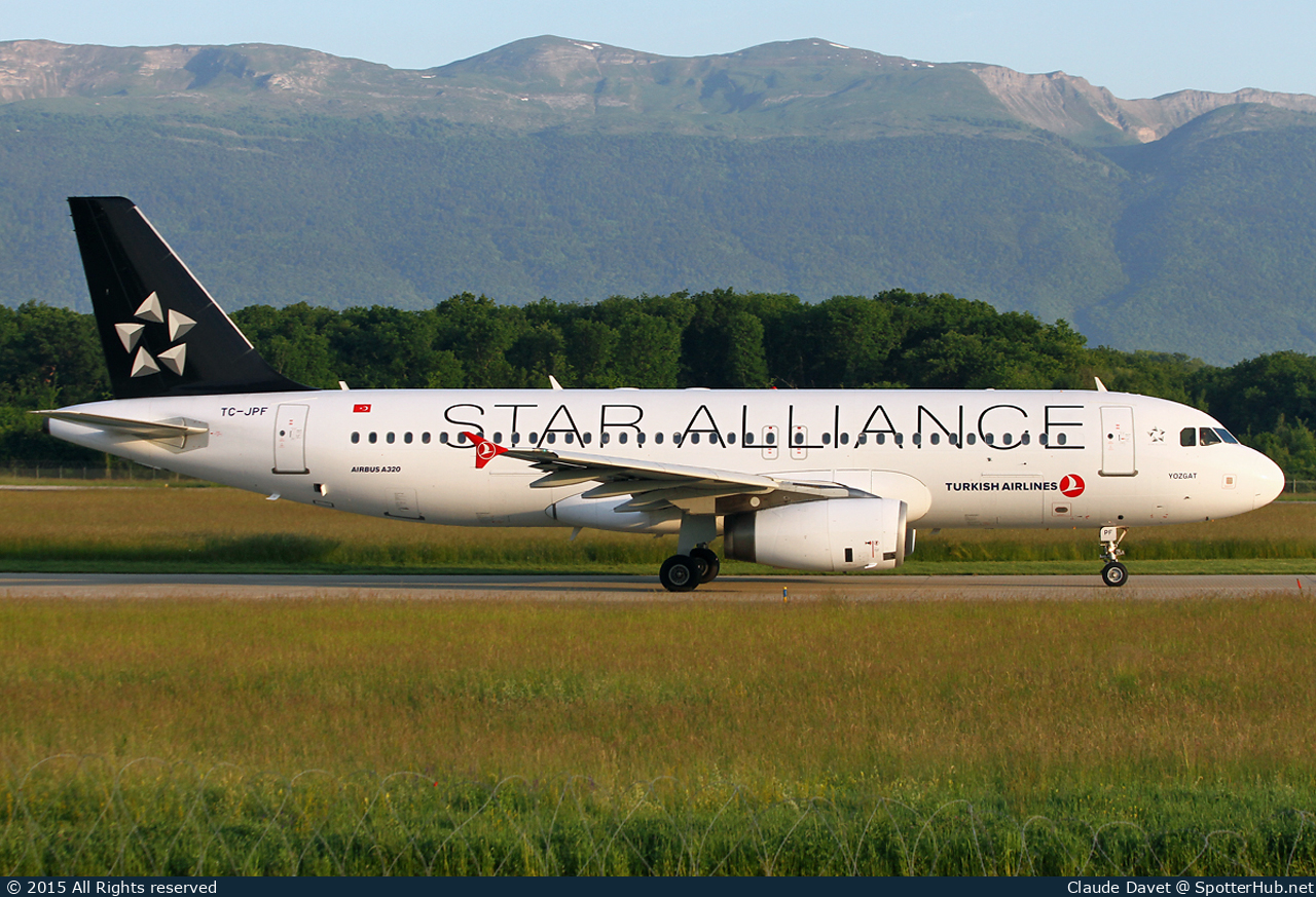 Photo of TC-JPF - Airbus A320-232 operated by Turkish Airlines