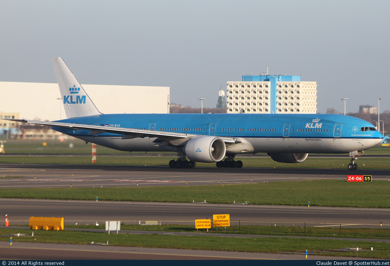 Photo of PH-BVA - Boeing 777-306(ER) operated by KLM Royal Dutch Airlines