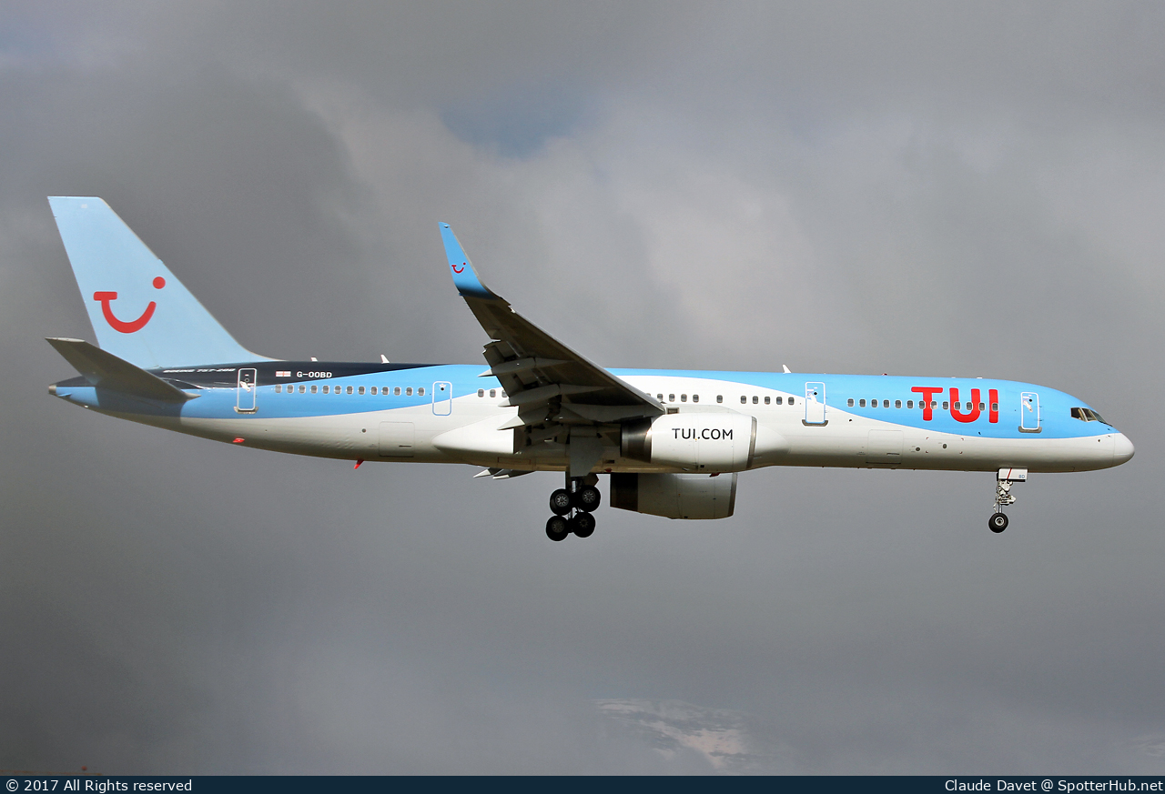 Photo of G-OOBD - Boeing 757-28A operated by TUI Airways