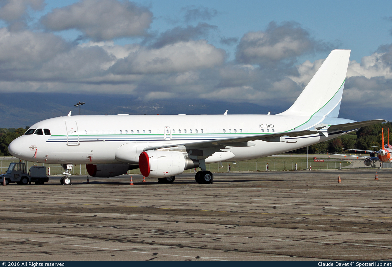Photo of A7-MHH - Airbus A319-115(CJ) operated by Qatar Amiri Flight
