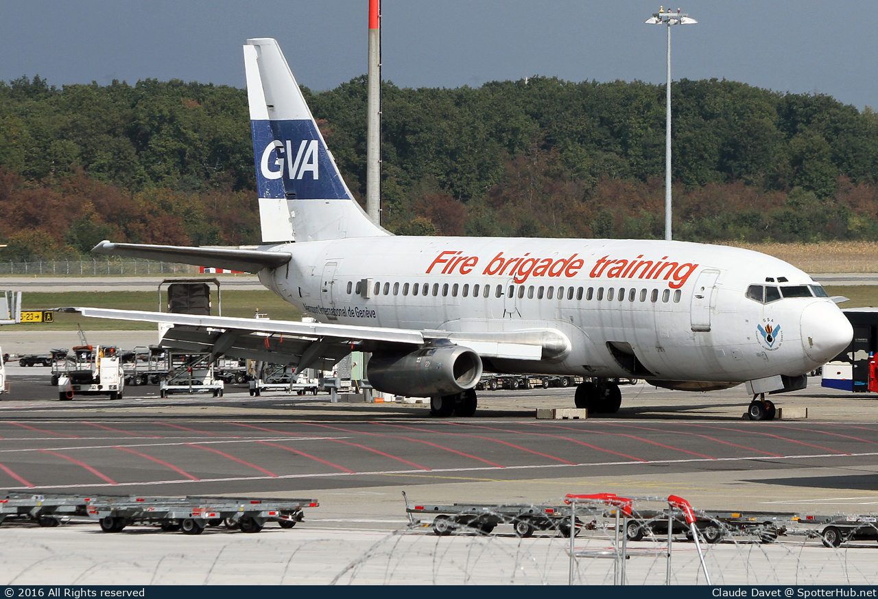 Photo of HB-SSA - Boeing 737-222 operated by Geneva Airport