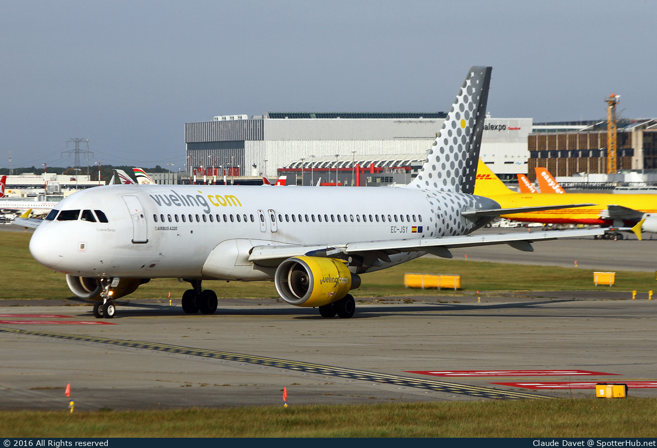 Photo of EC-JSY - Airbus A320-214 operated by Vueling