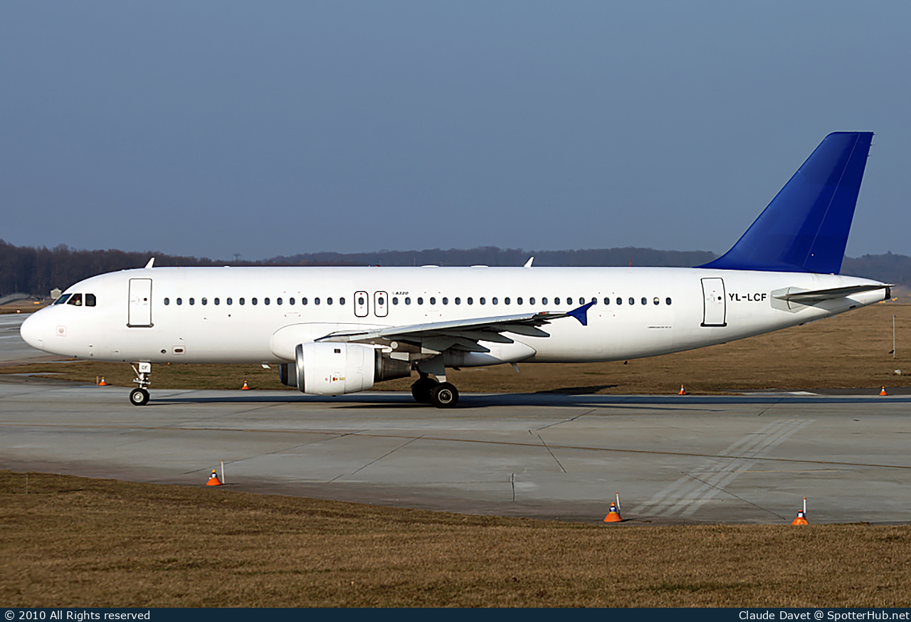 Photo of YL-LCF - Airbus A320-212 operated by SmartLynx Airlines