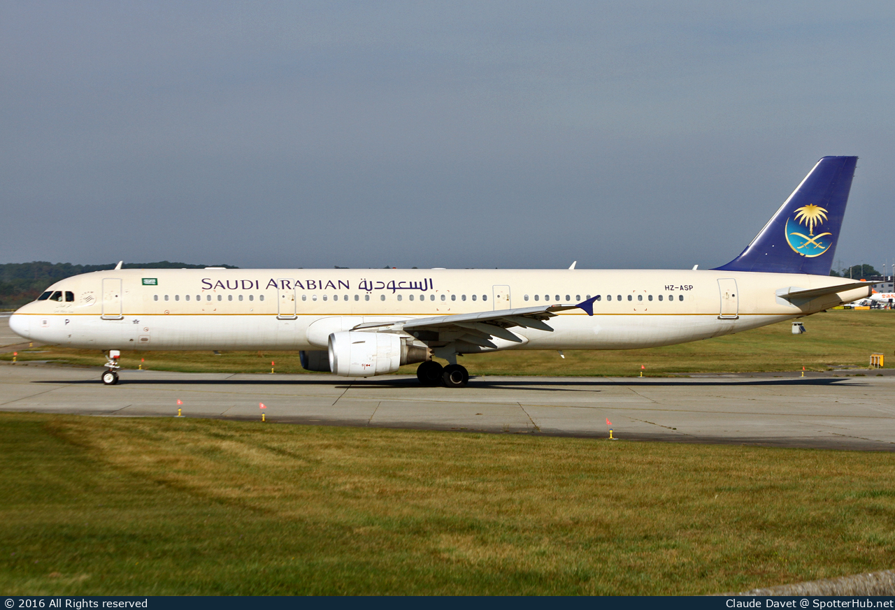 Photo of HZ-ASP - Airbus A321-211 operated by Saudi Arabian Airlines