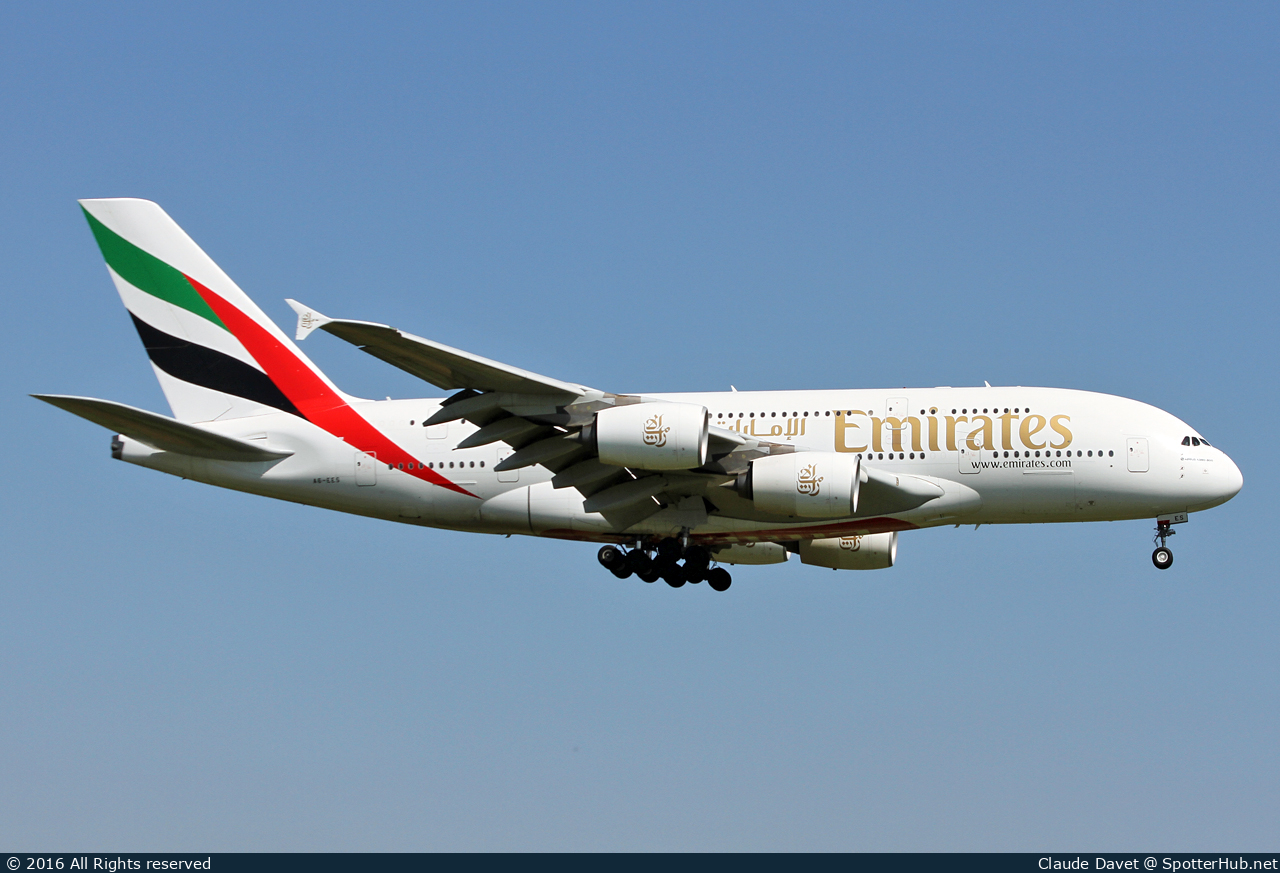 Photo of A6-EES - Airbus A380-861 operated by Emirates