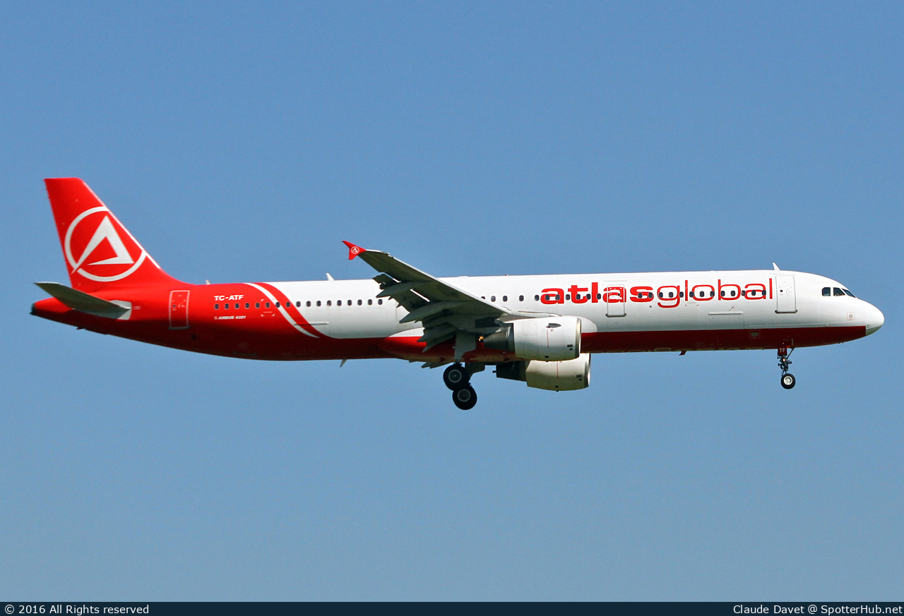 Photo of TC-ATF - Airbus A321-211 operated by AtlasGlobal
