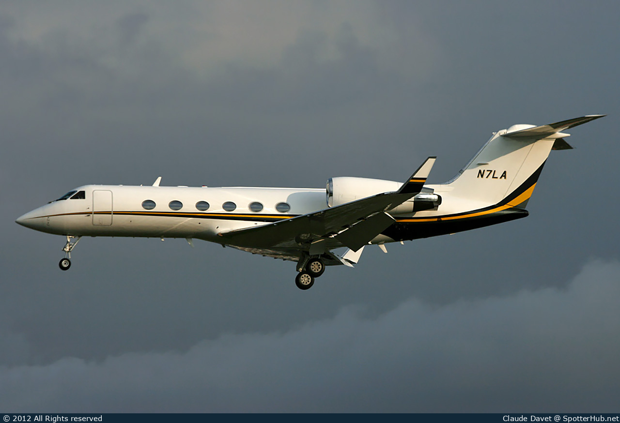 Photo of N7LA - Gulfstream GIV-SP operated by KaiserAir