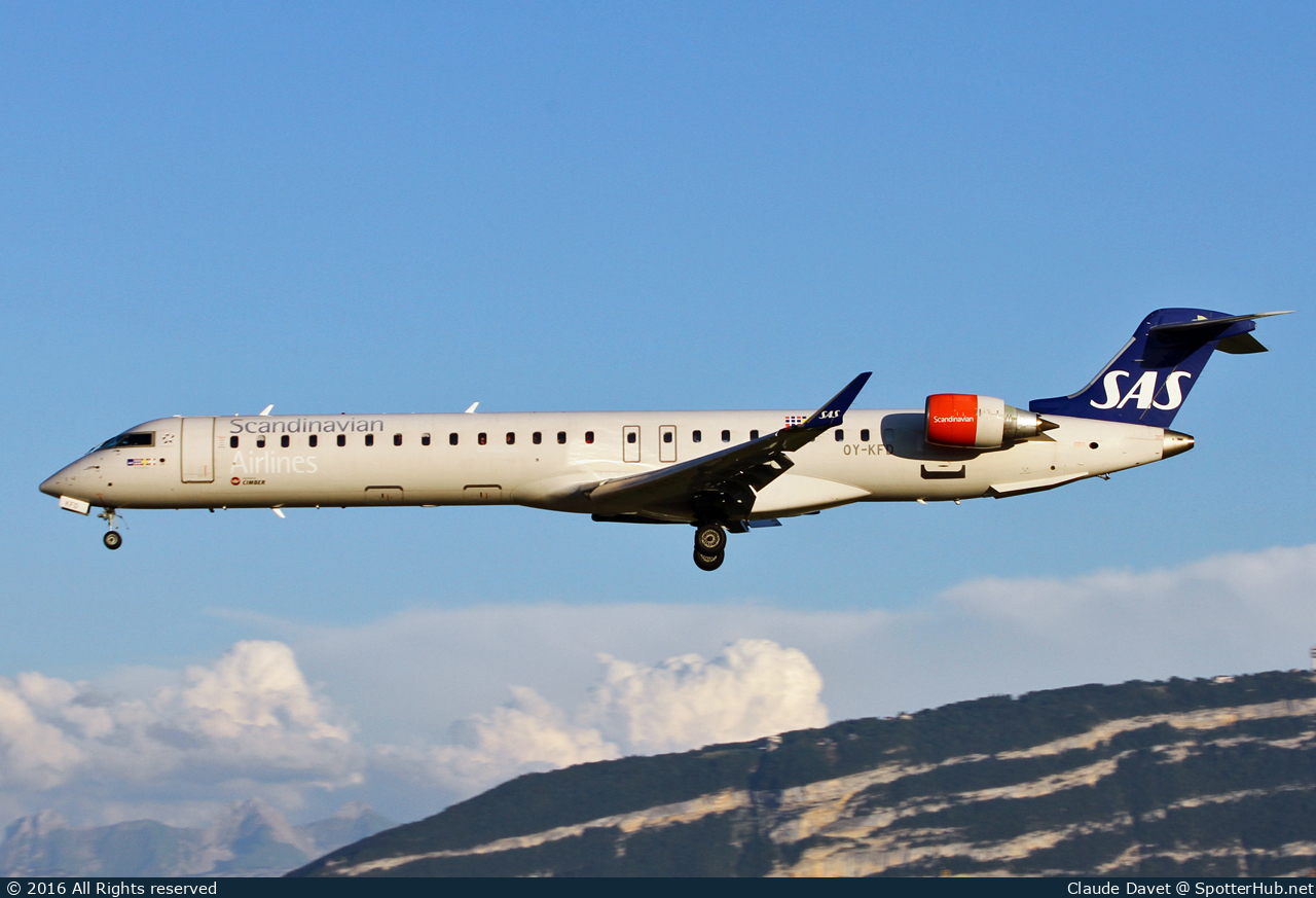 Photo of OY-KFD - Bombardier CRJ-900LR operated by SAS Scandinavian Airlines