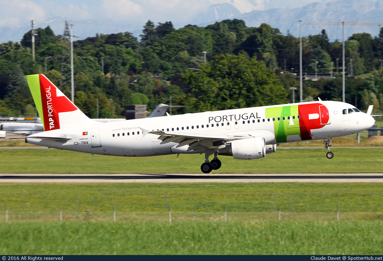 Photo of CS-TNV - Airbus A320-214 operated by TAP Air Portugal