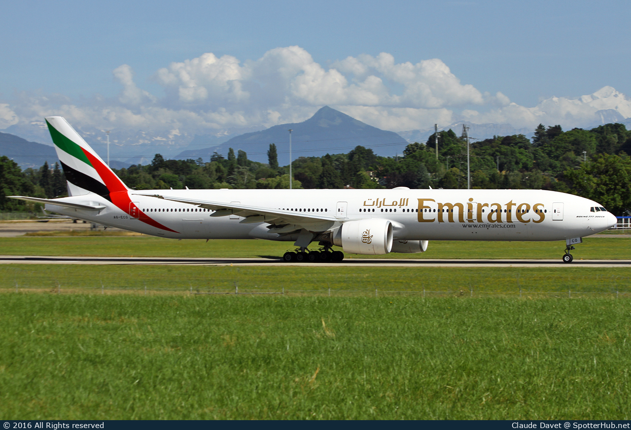 Photo of A6-ECO - Boeing 777-36N(ER) operated by Emirates