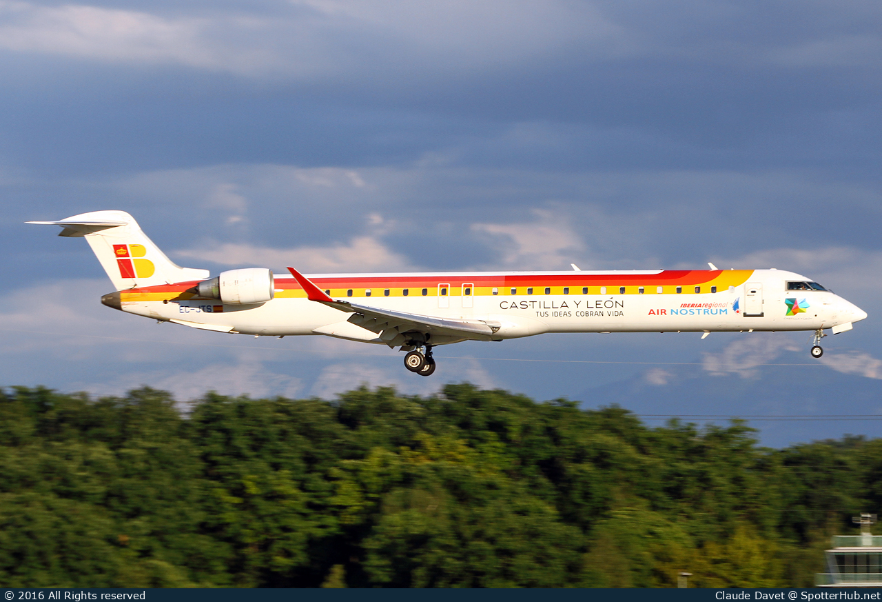 Photo of EC-JTS - Bombardier CRJ-900ER operated by Iberia Regional (opb Air Nostrum)