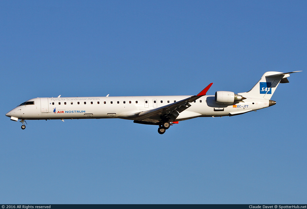 Photo of EC-JTT - Bombardier CRJ-900ER operated by SAS Scandinavian Airlines (opb Air Nostrum)