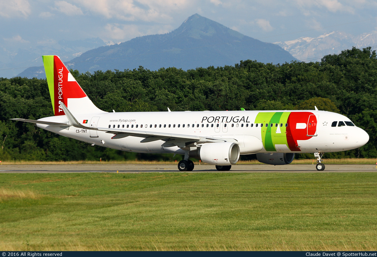 Photo of CS-TNT - Airbus A320-214 operated by TAP Air Portugal