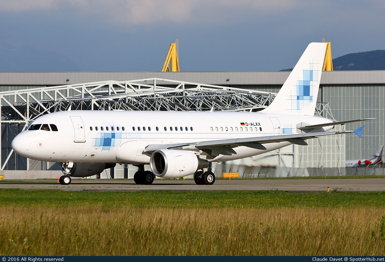 Photo of D-ALXX - Airbus A319-115(CJ) operated by K5 Aviation
