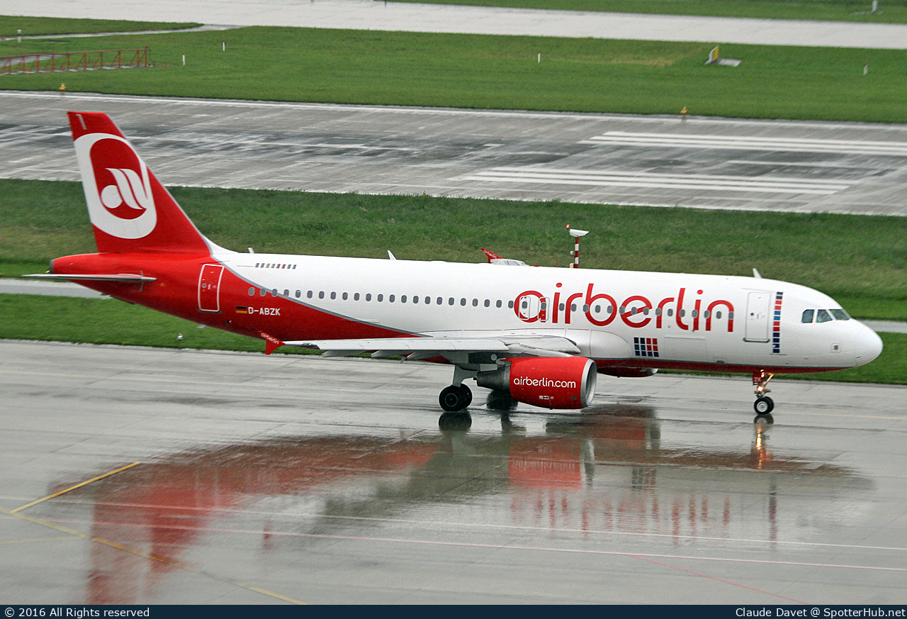 Photo of D-ABZK - Airbus A320-216 operated by Air Berlin