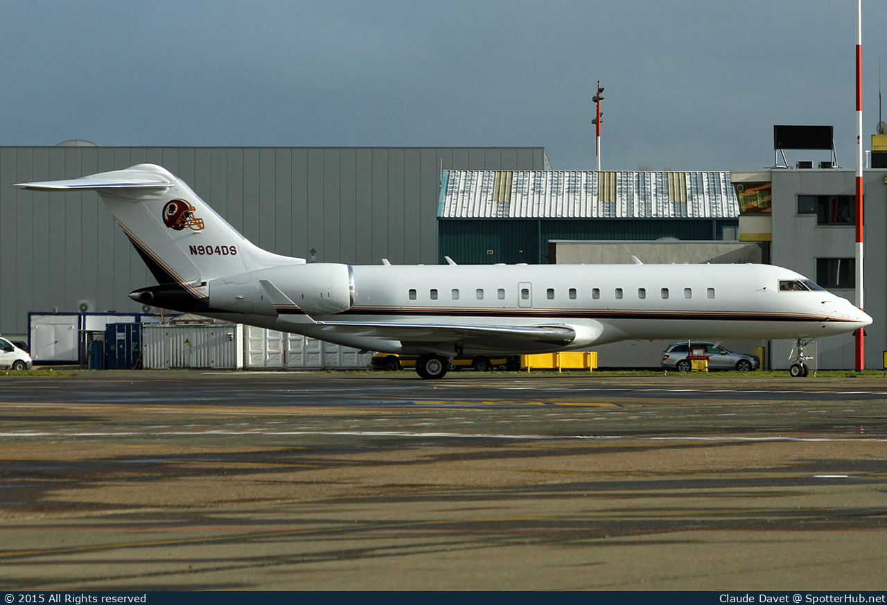 Photo of N904DS - Bombardier Global Express operated by Washington Redskins
