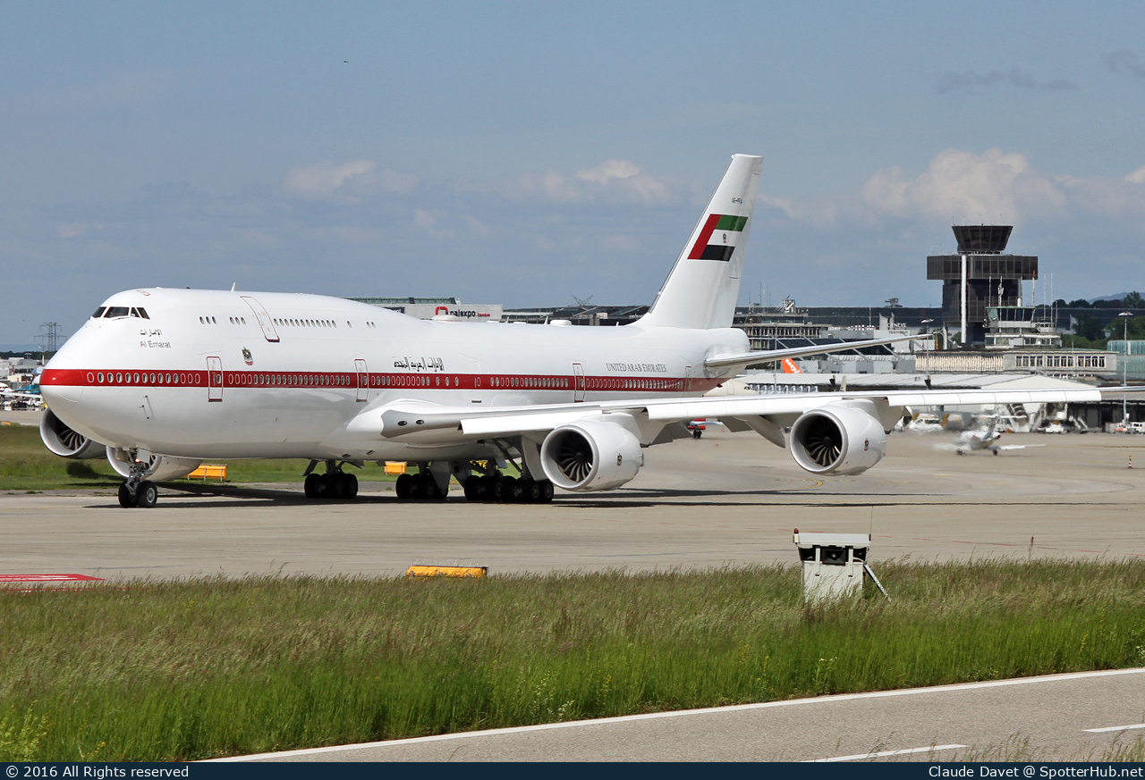 Photo of A6-PFA - Boeing 747-8Z5(BBJ) operated by United Arab Emirates Presidential Flight