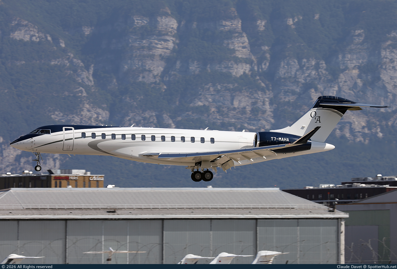Photo of T7-MAHA - Bombardier Global 7500 operated by Private