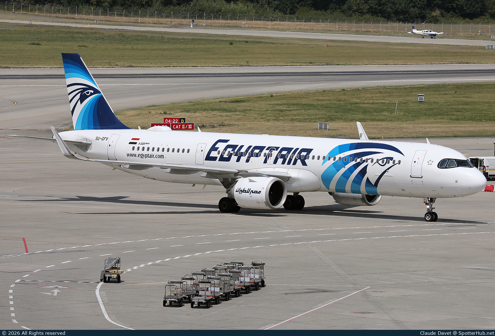 Photo of SU-GFV - Airbus A321-251NX operated by Egyptair