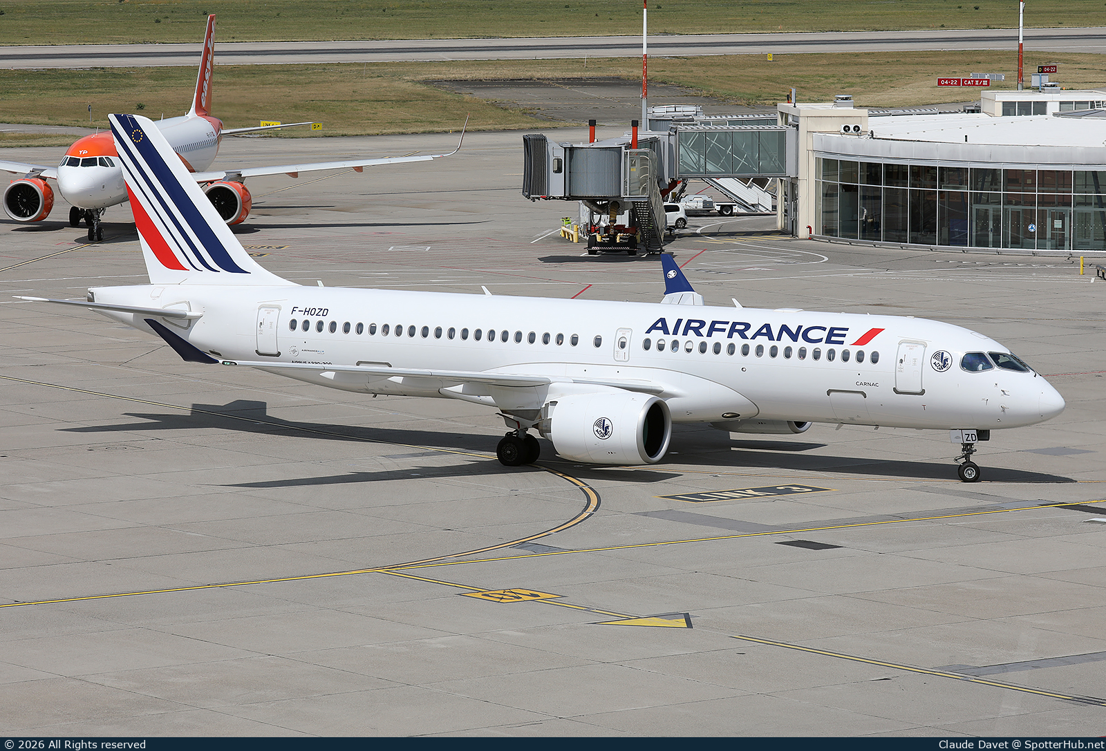 Photo of F-HOZD - Airbus A220-300 operated by Air France