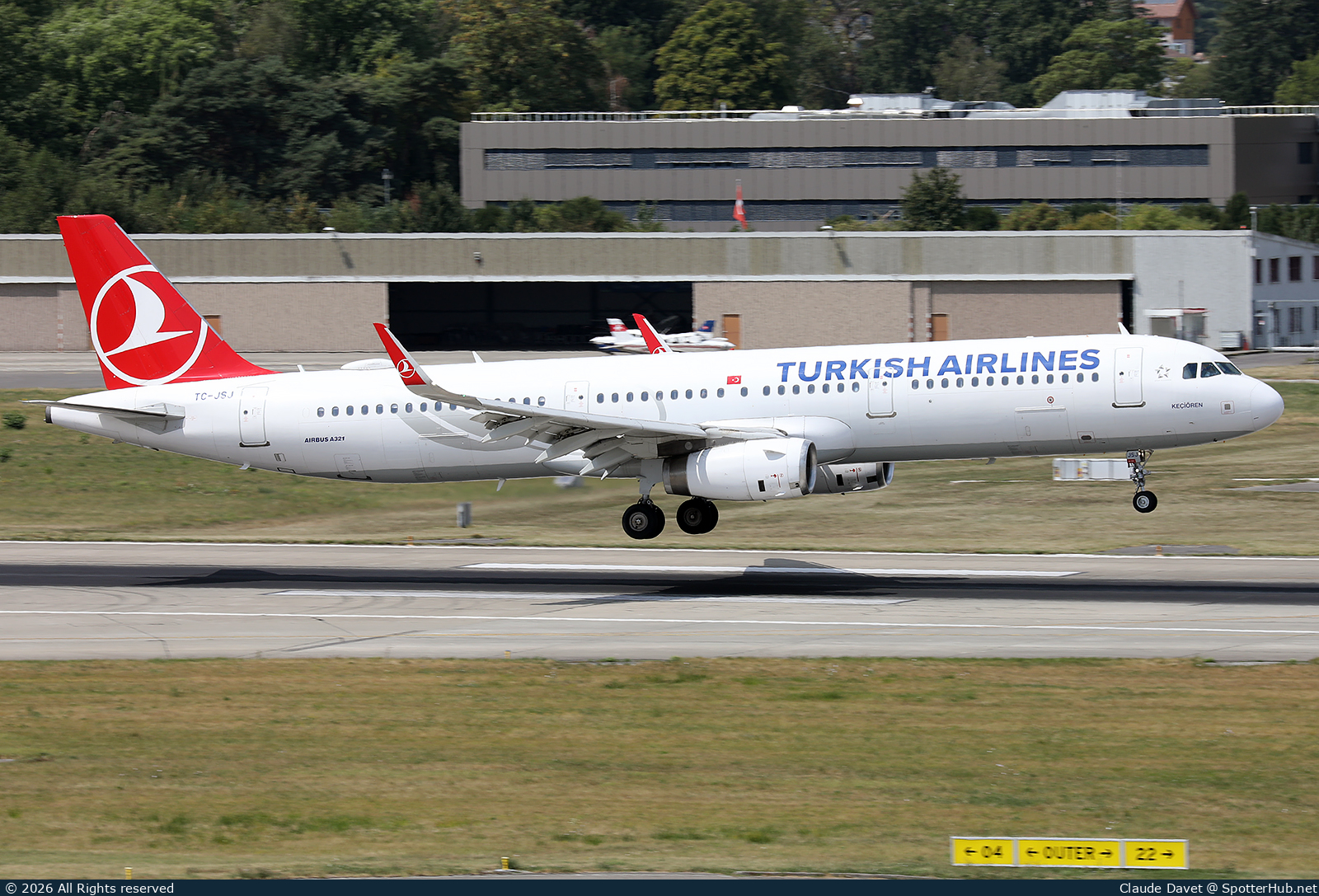 Photo of TC-JSJ - Airbus A321-231 operated by Turkish Airlines