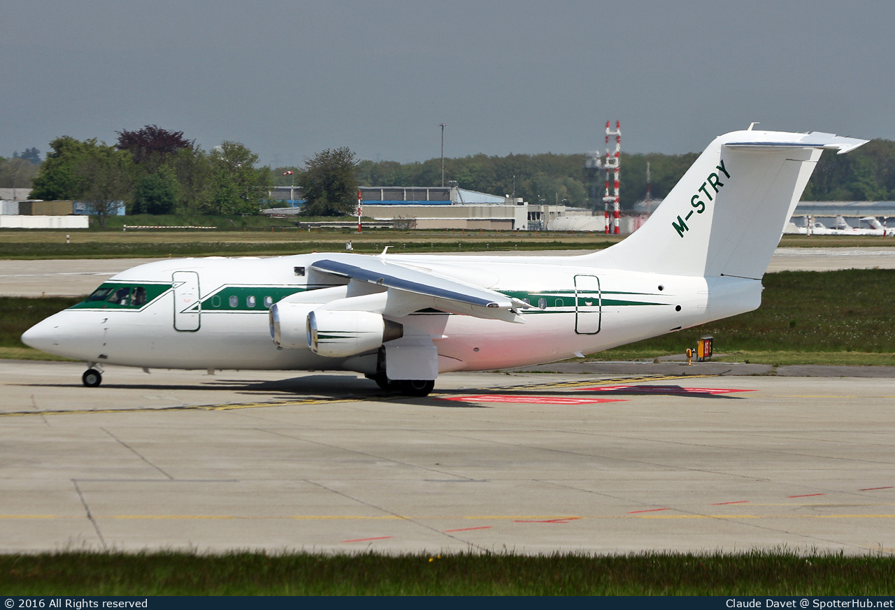 Photo of M-STRY - British Aerospace Avro RJ70 operated by Formula One Management